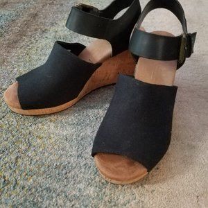 Toms Black Oxford Leather Women's Tropez Wedges